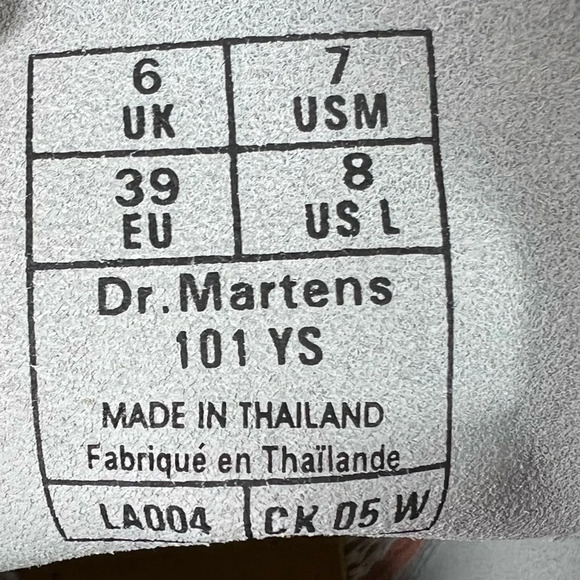 New Dr. Martens 101 YS Yellow Stitch Smooth Leather Ankle Boots - Picture 12 of 12